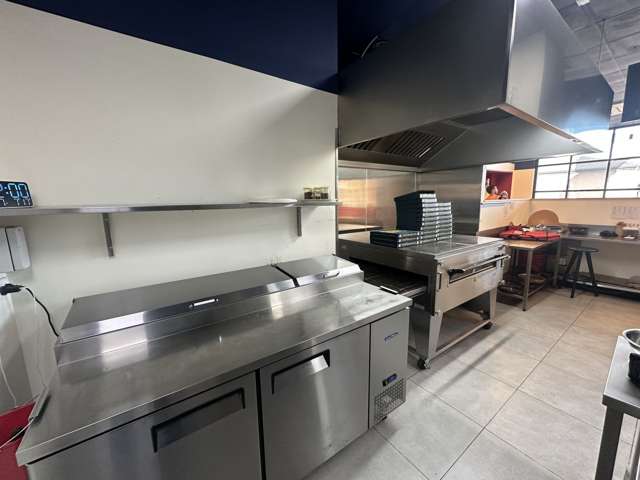 Shop 5/64 Ormiston Road East Tamaki_4