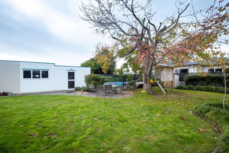 8 Menin Road Onekawa_19