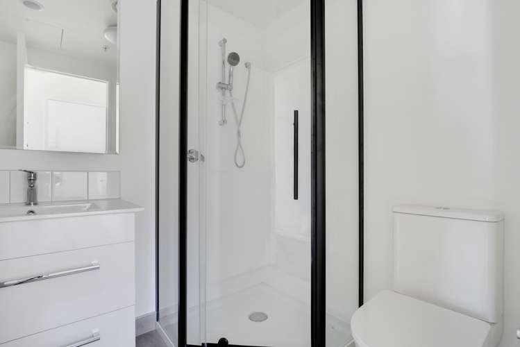 A207/3 Rauemi Way Te Atatu South_11