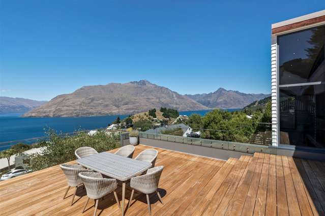 3 Caples Place Fernhill/Sunshine Bay_2