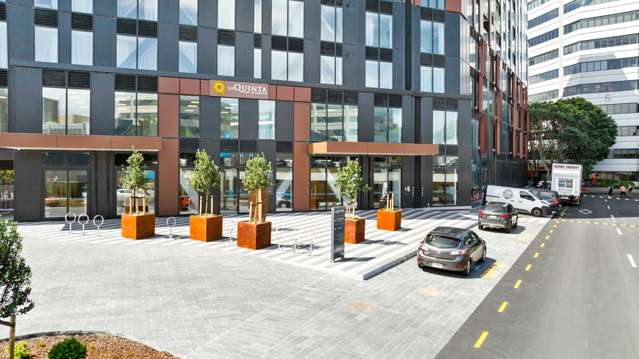 Bright, Modern Office Space in Ellerslie