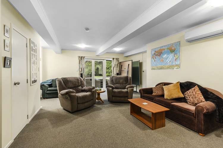 58 Chester Road Tawa_14