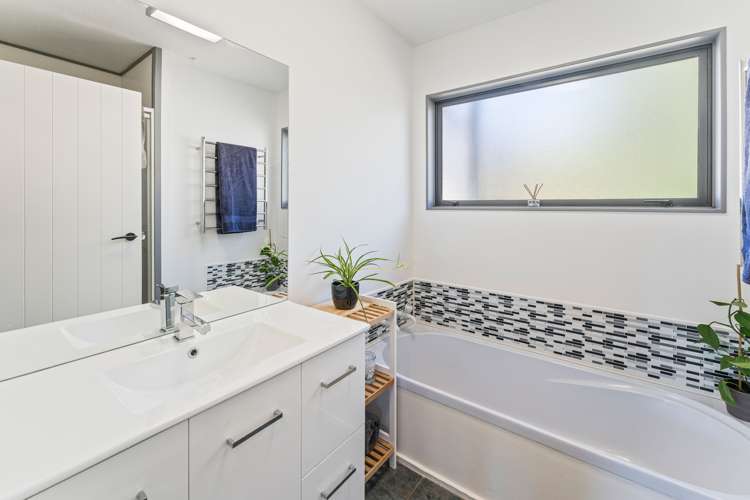 27 Eighty Eight Valley Road Wakefield_14