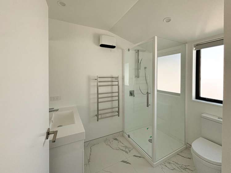 2/218 Lyttelton Street Spreydon_7