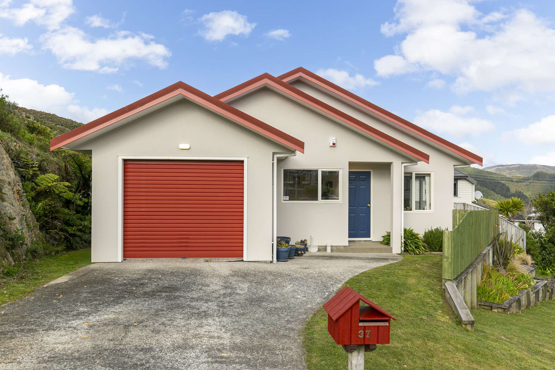 37 Parklands Drive Karori_0