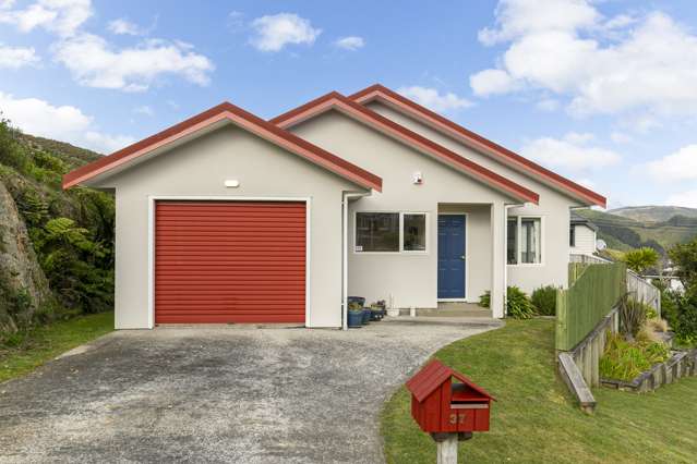 37 Parklands Drive Karori_1