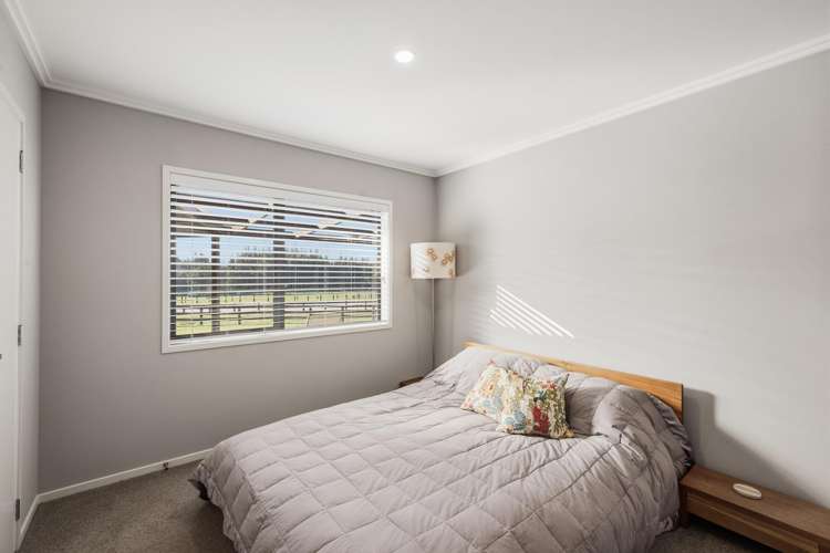 3 Sarona Park Drive Omanawa_13