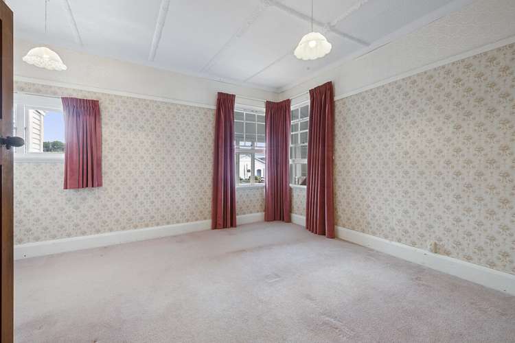 17 Barrett Street Westown_15