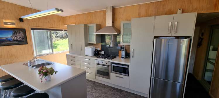 21 Mcgloin Road Bruce Bay_4