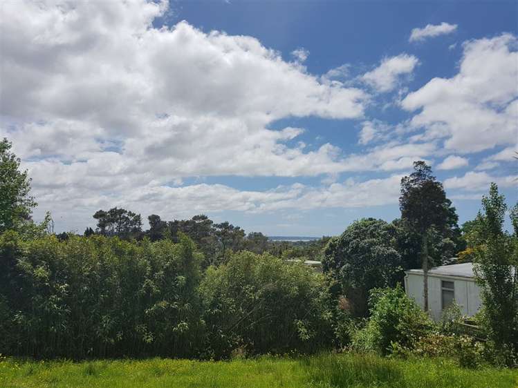 83c Glengarry Road Glen Eden_0