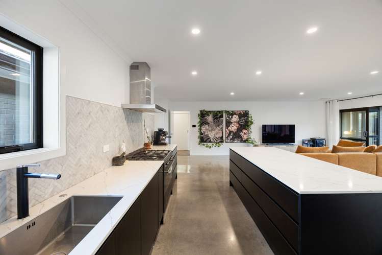 6 Whanau Avenue_3