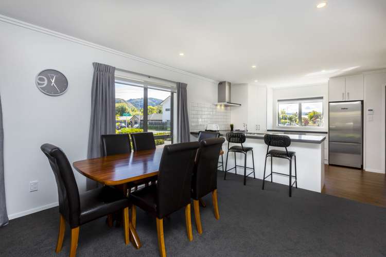 9 Chalfont Road Silverstream_5