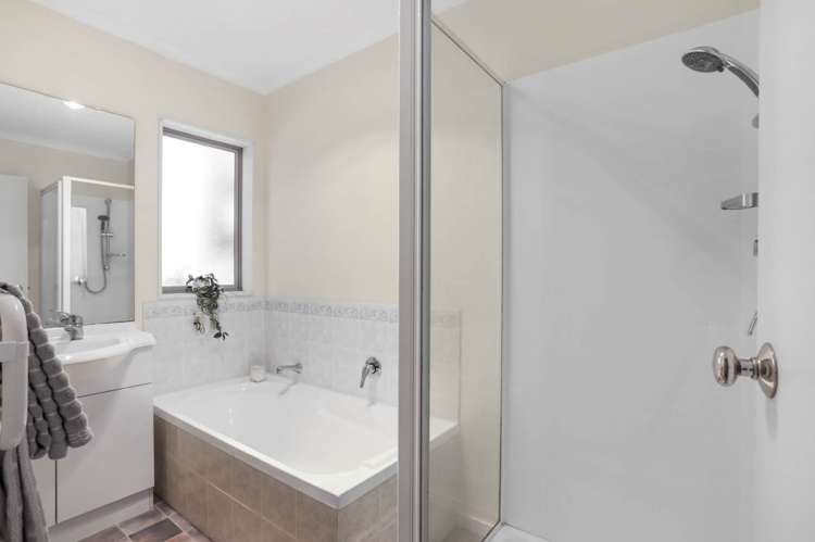 20 Kilmarnock Avenue Ranui_11