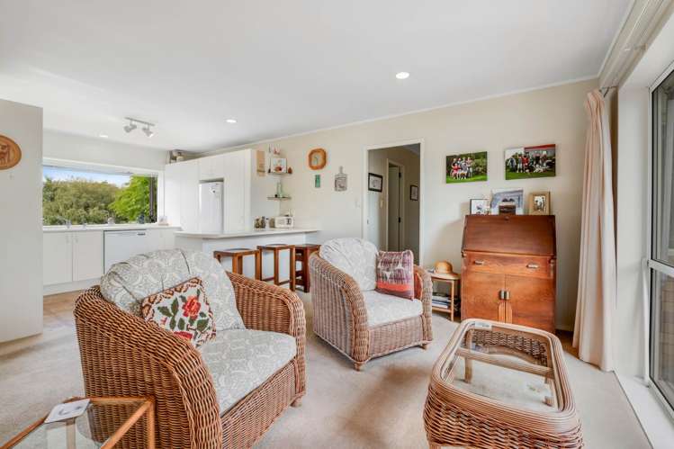 17 McGowan Place Orewa_10