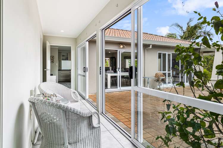 8 Dacre Grove Gulf Harbour_16