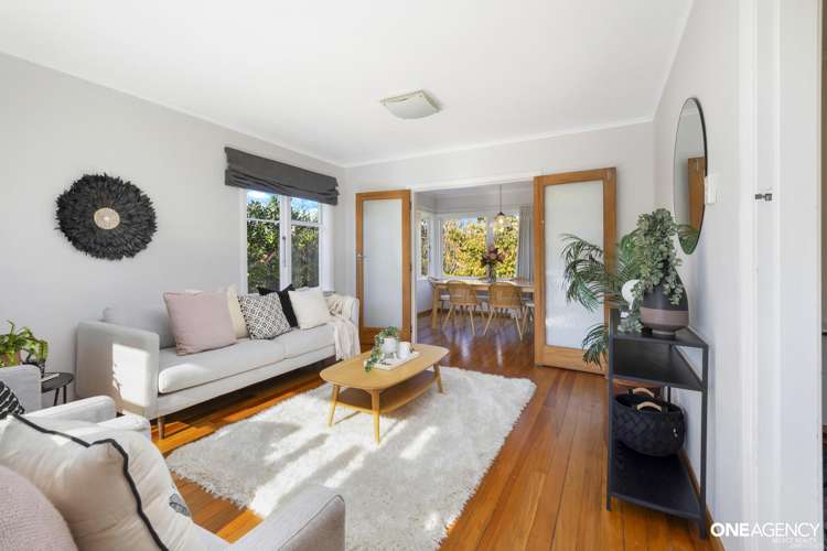 9 Woodstock Terrace Tawa_1