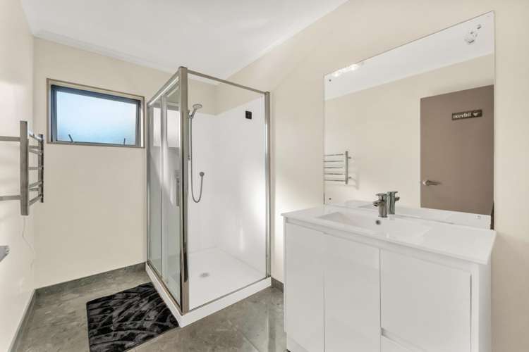 7 Newfound Way Glen Eden_14