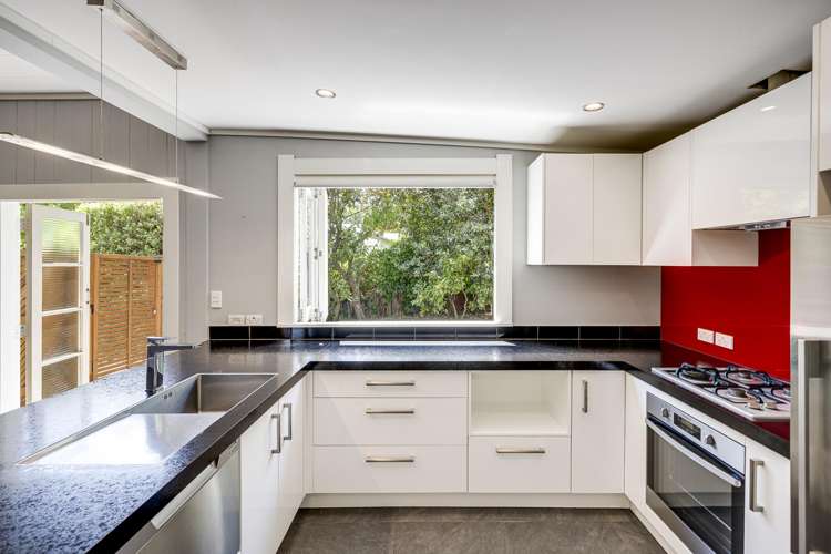 7 Main Street Hospital Hill_1