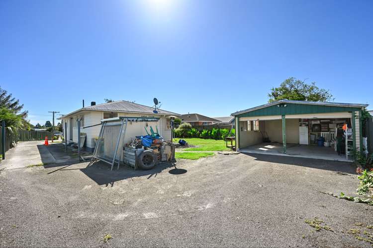 27 Halberg Crescent Chartwell_13