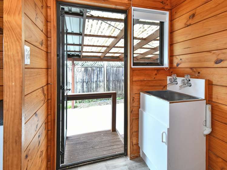 13 Riserra Drive Ranui_12