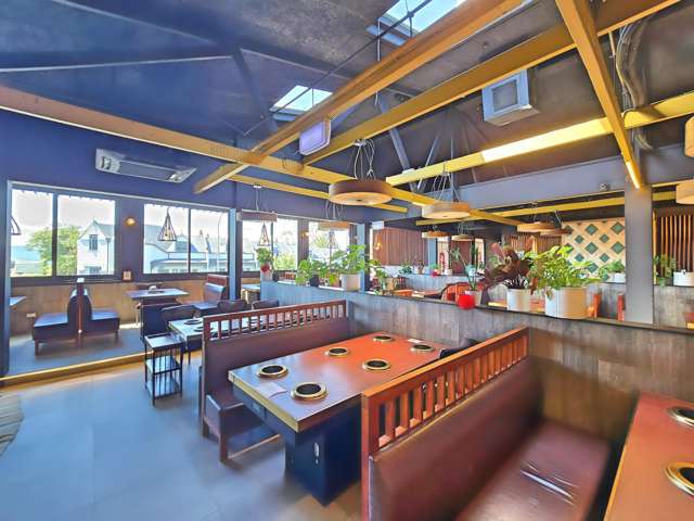 Rare Takapuna Restaurant for Lease