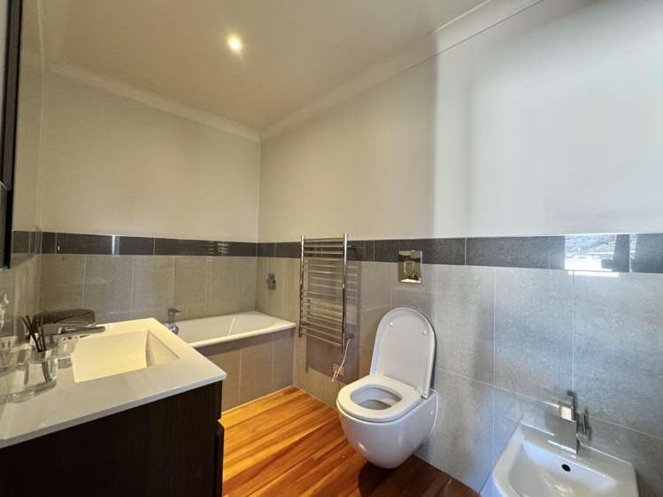 46 Tirimoana Road Te Atatu South_13