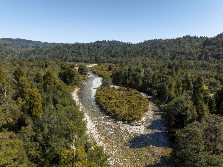 Awakiri River Charleston_13