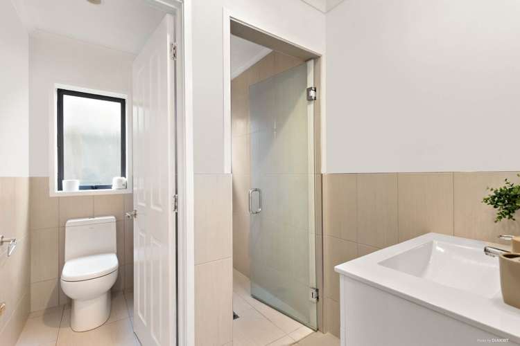 23 Agapanthus Place Flat Bush_12