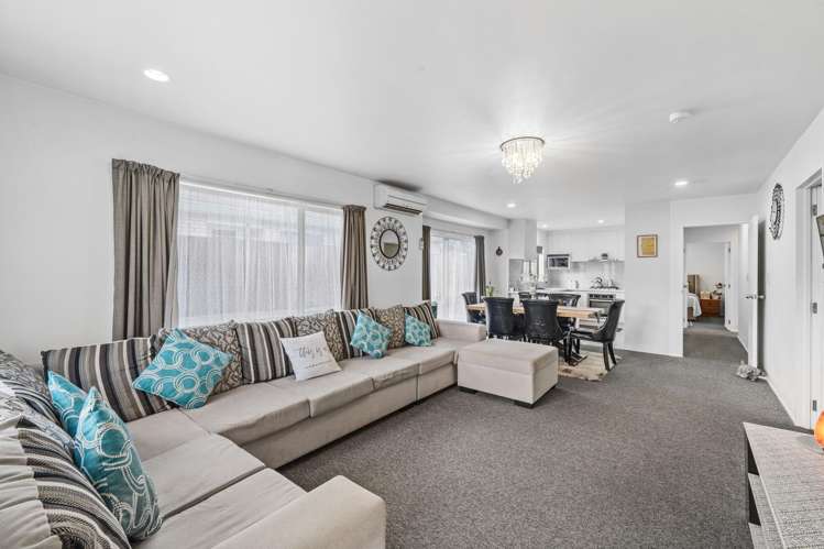 41 Robert Skelton Place Clendon Park_1