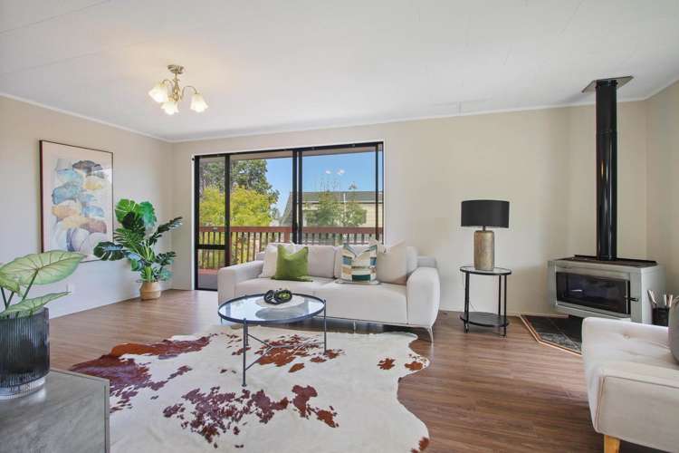 17 Thalia Place Totara Vale_19