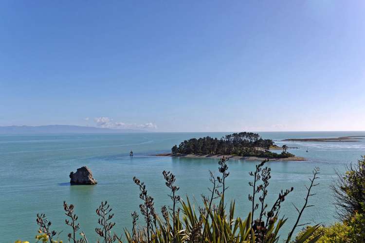 16 The Cliffs Britannia Heights_3