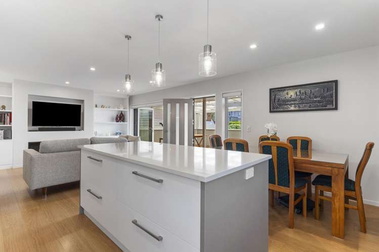 2/15 Cornwall Park Avenue Epsom_8