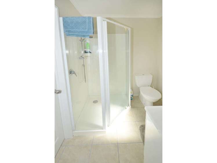 88a Brian Crescent Stanmore Bay_11