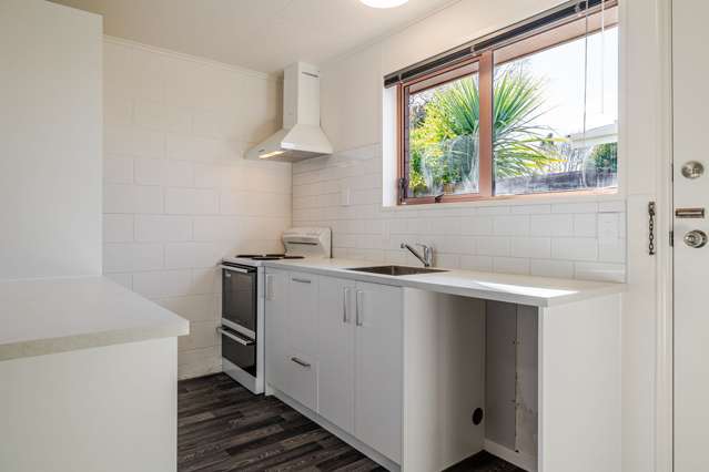 8 Fordyce Court West End_4