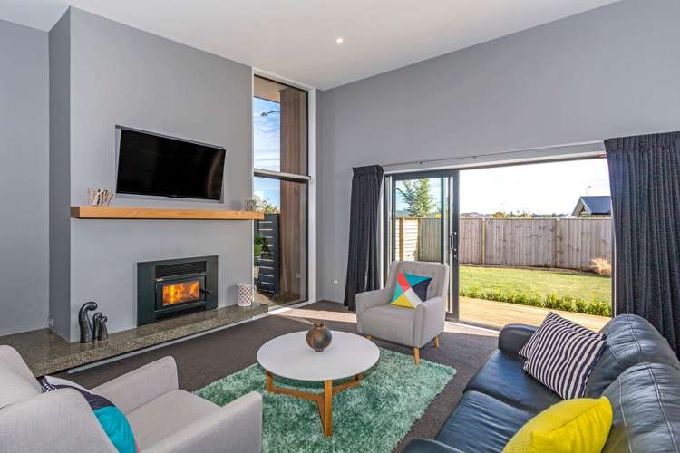 10 Coutts Lane West Melton_11