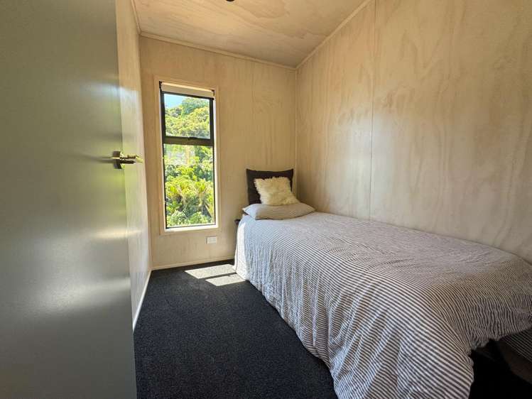 1000A Thames Coast Road Kereta_8