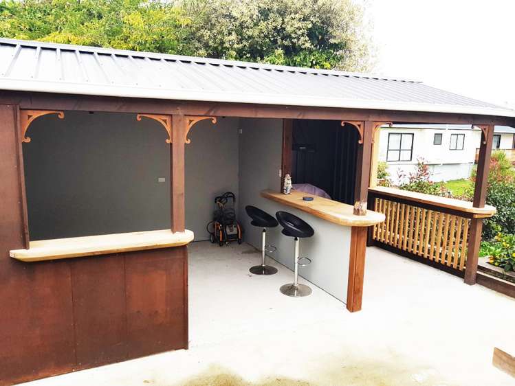 44 Kelman Road Kelston_1