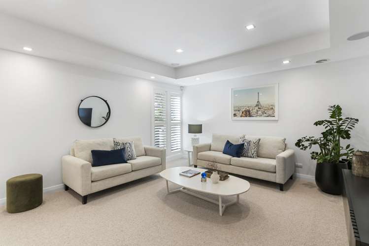 5B Crescent Road Epsom_9