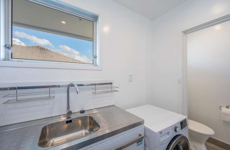 11 Norwich Street Stoke_13