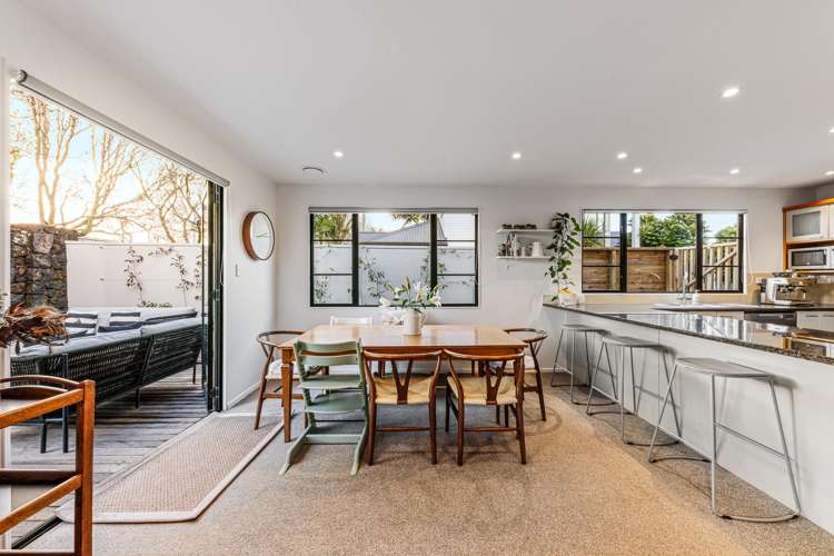 49a Dignan Street Point Chevalier_8