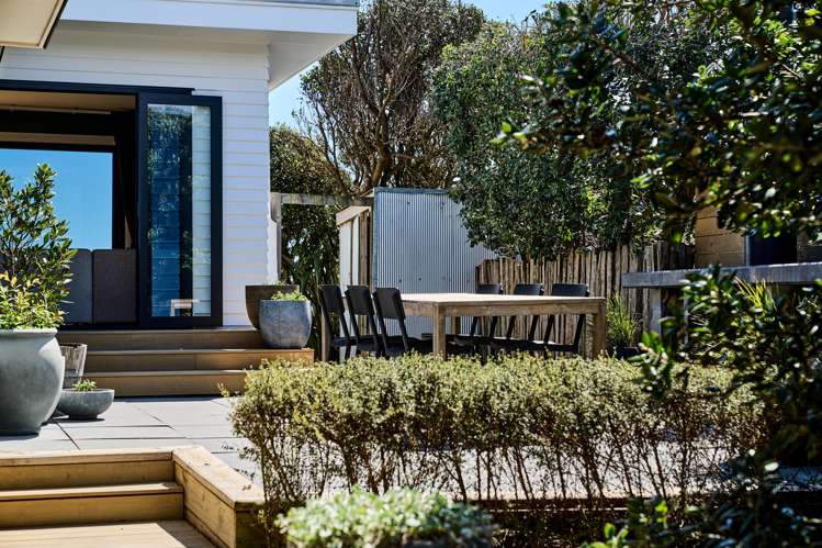 102 The Esplanade Raumati South_29
