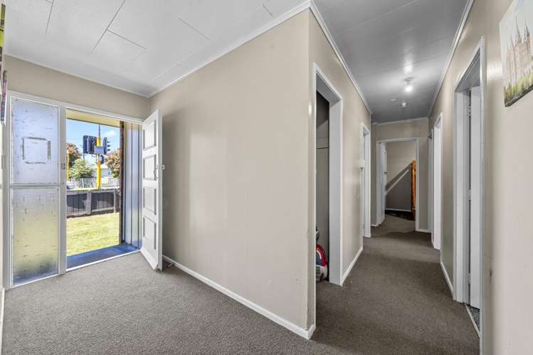 142 Preston Road Otara_7