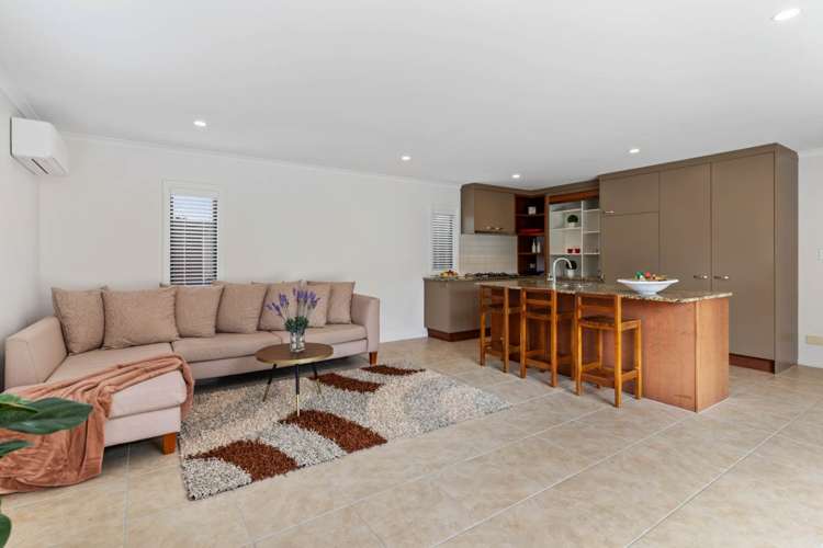35 Bridgefield Crescent Flat Bush_10