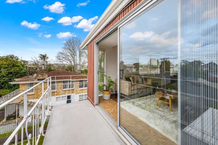2/134 Taylors Road Mt Albert_5