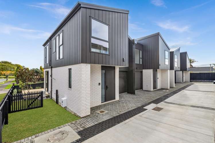 Lots 1-4/5 Galloway Crescent Farm Cove_24