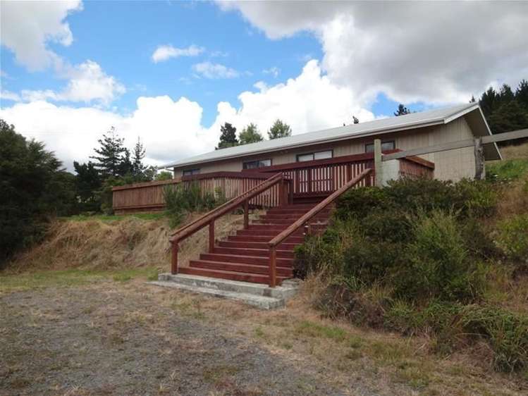 689 Te Waitere Road Taharoa_23