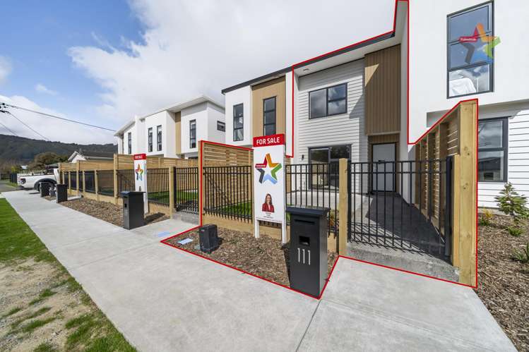 111 Hewer Crescent Naenae_21