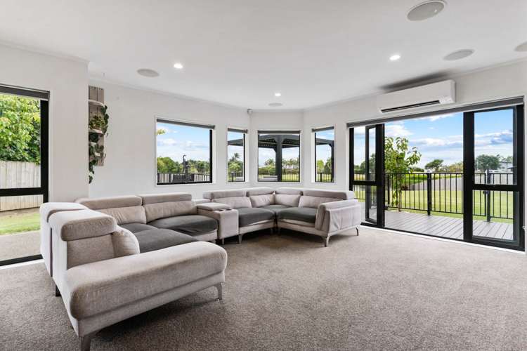 1162 East Coast Road Kaiaua_11