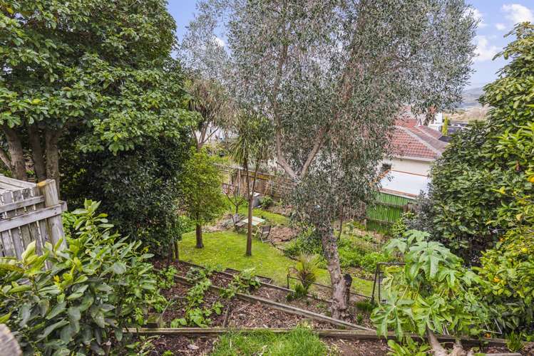 64 Alexander Road Raumati Beach_16