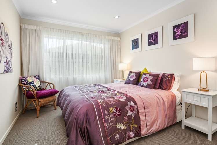 32 Carroll Place Owhata_19